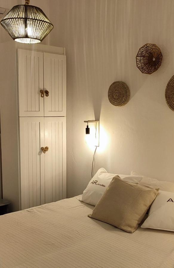 Shades Apartment Skiathos Town Bagian luar foto